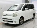 2010 Toyota Voxy
