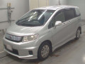 2013 Honda Freed spike hybrid