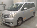 2013 Toyota Noah