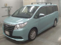 2014 Toyota Noah