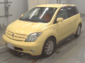 2003 Toyota IST