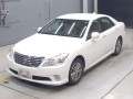 2011 Toyota Crown