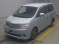2012 Toyota Noah