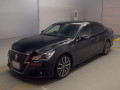0 Toyota Crown Hybrid