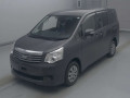 2011 Toyota Noah