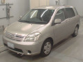 2003 Toyota Raum