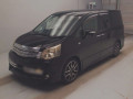 2010 Toyota Noah