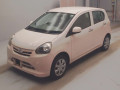 2013 Daihatsu Mira e:S