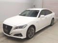 2019 Toyota Crown Hybrid