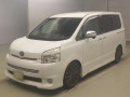 2009 Toyota Voxy