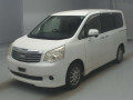 2011 Toyota Noah