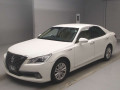 2013 Toyota Crown Hybrid