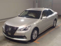 2014 Toyota Crown Hybrid