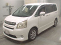 2009 Toyota Noah
