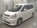 2009 Toyota Noah