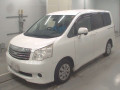 2013 Toyota Noah