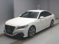 2019 Toyota Crown Hybrid