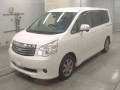 2011 Toyota Noah