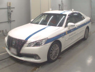 2014 Toyota Crown Hybrid