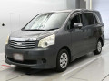 2011 Toyota Noah