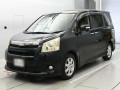 2010 Toyota Noah