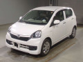 2016 Daihatsu Mira e:S