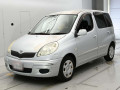 2005 Toyota Fun Cargo