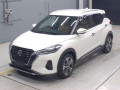 2020 Nissan KIX