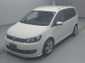 2016 Volkswagen Golf Touran