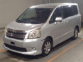 2009 Toyota Noah