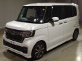 2021 Honda N-BOX CUSTOM