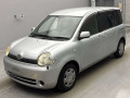2005 Toyota Sienta