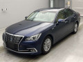 2017 Toyota Crown Hybrid
