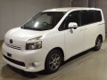 2007 Toyota Voxy