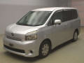 2010 Toyota Voxy