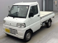2012 Mitsubishi Minicab Truck