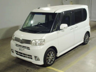 2012 Daihatsu Tanto
