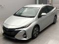 2019 Toyota Prius PHV