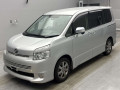 2010 Toyota Voxy