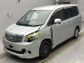 2010 Toyota Noah