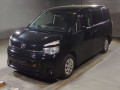 2010 Toyota Voxy