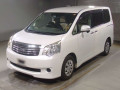 2011 Toyota Noah