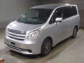 2009 Toyota Noah