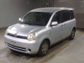 2005 Toyota Sienta