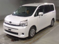 2010 Toyota Voxy