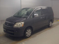 2006 Toyota Noah