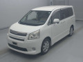 2009 Toyota Noah