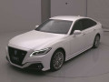 2020 Toyota Crown Hybrid
