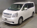 2007 Toyota Noah
