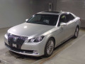2015 Toyota Crown Majesta